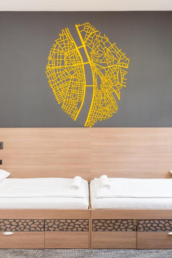 E14 Design Hostel Budapest Extérieur photo
