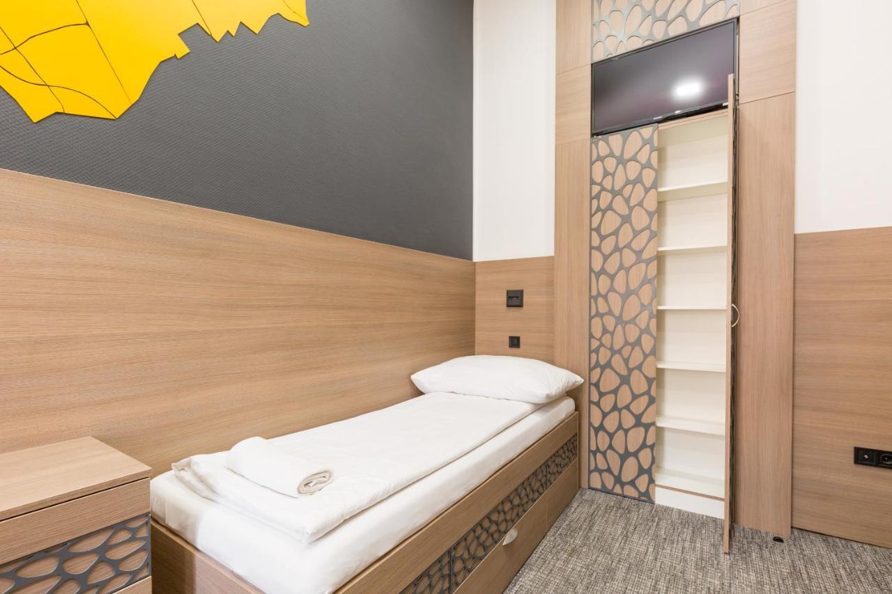 E14 Design Hostel Budapest Extérieur photo