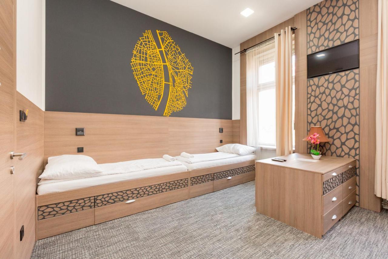 E14 Design Hostel Budapest Extérieur photo
