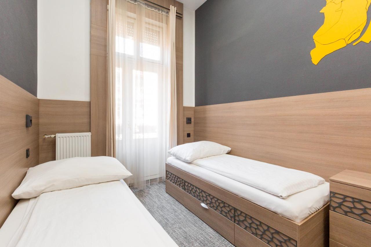 E14 Design Hostel Budapest Extérieur photo